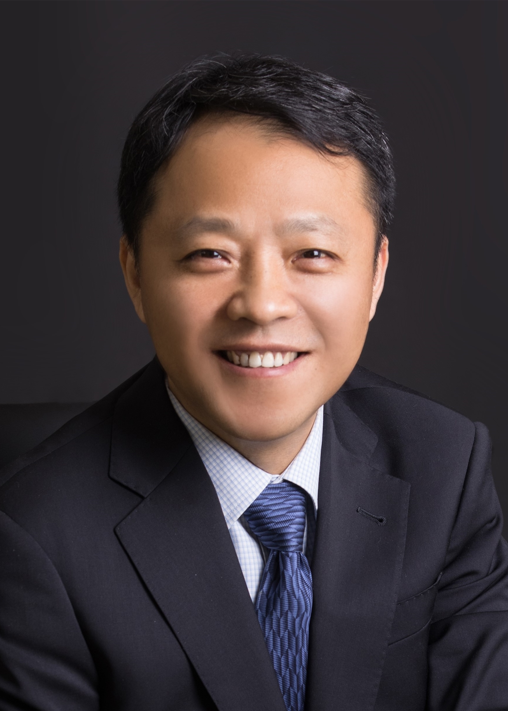 章东.jpg
